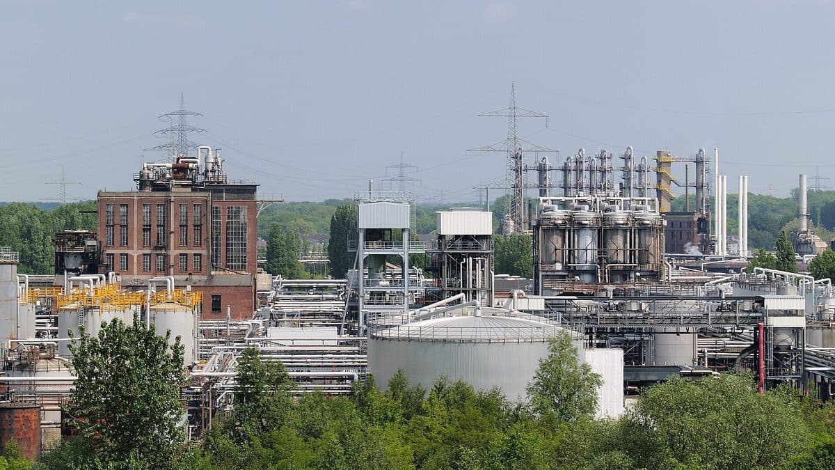 Закрытие производственной площадки: как вывести все ОПО из реестра через документацию на ликвидацию